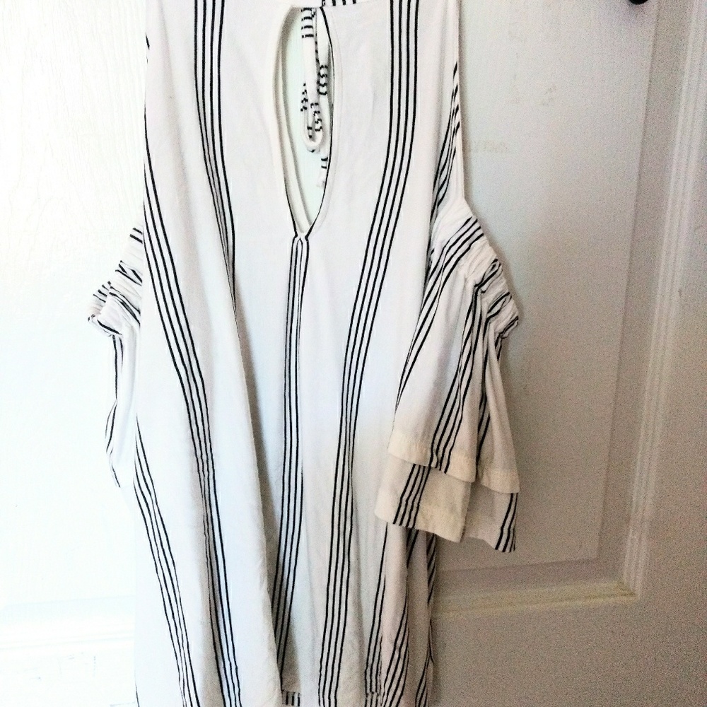 American Eagle "Soft and Sexy" Cold Shoulder Top